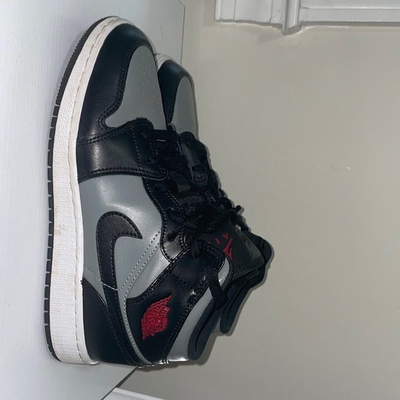 Nike Air Jordan Mid Shadow Grey Red Black Particle